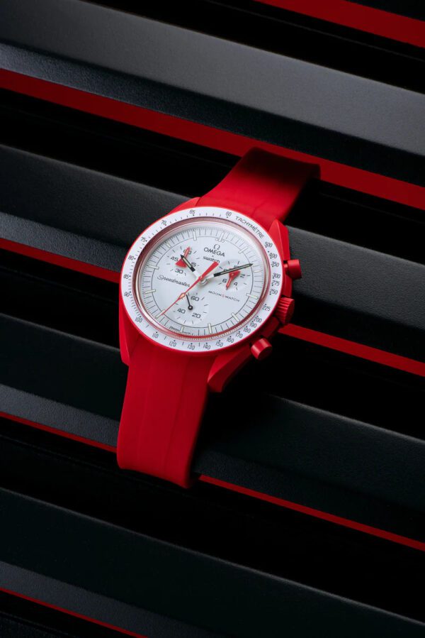 Omega moonswatch red 3