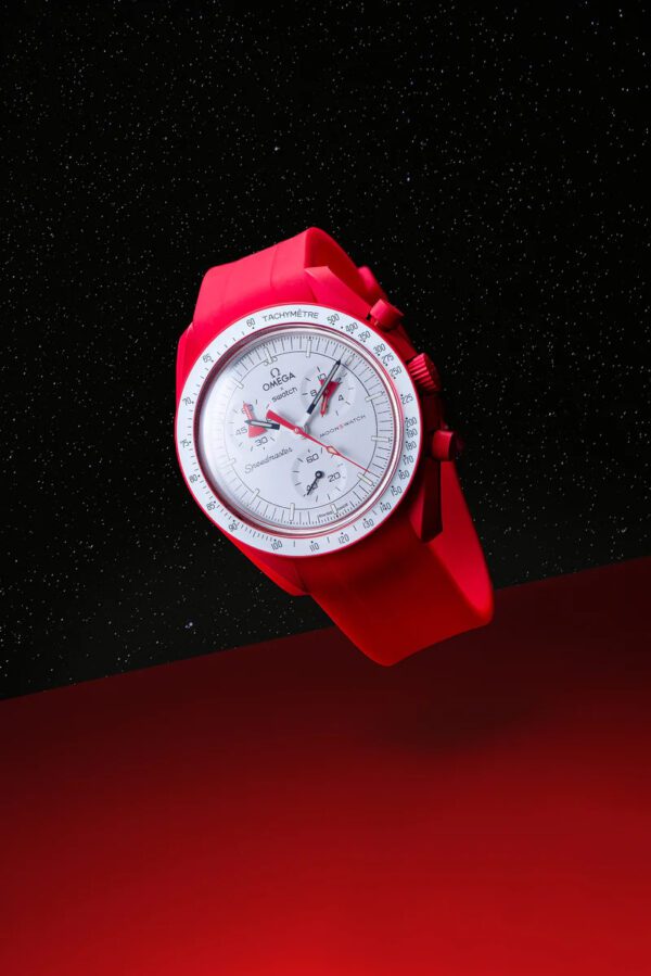 Omega moonswatch red